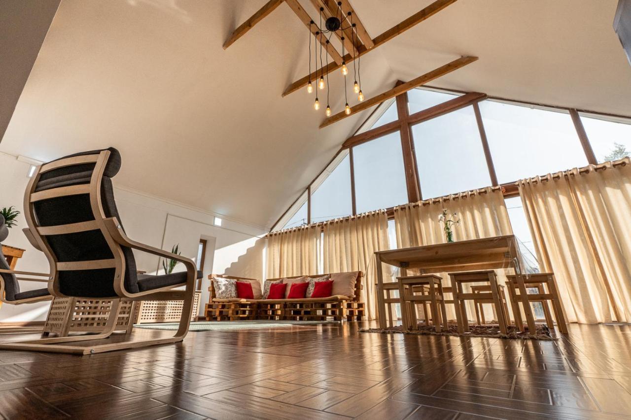 Hostel Modern Loft Lighthouse Karakol Exterior foto
